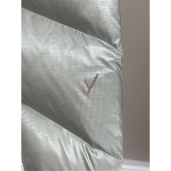 NWOT INDYEVA Silver Short Quilted Duck Down Hood Winter Ski Snow Puffer Jacket - Picture 4 of 15